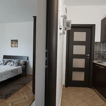 B&v Accomodation アパート